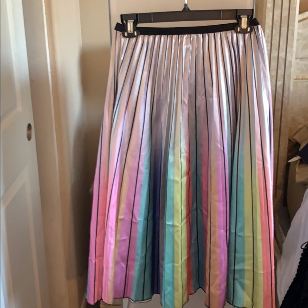 Multi pleated midi skirt...